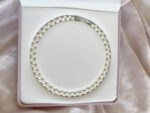 Double-Strand Natural White Freshwater Pearl Necklace 42cm – 8mm Beads with Rose S925 Sterling Silver Clip – Bild 2
